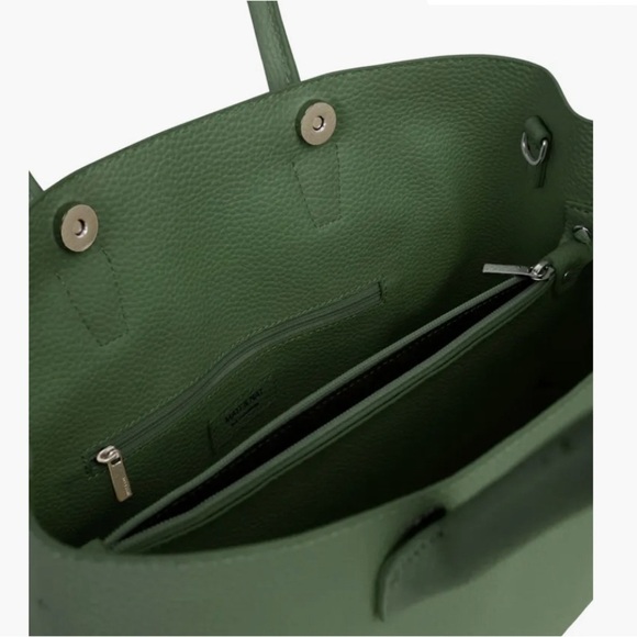 Brand new leather Matt &Nat bag!! - Picture 5 of 6